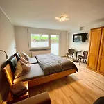 فندق مبيت وإفطار Steinfelderhof 3*